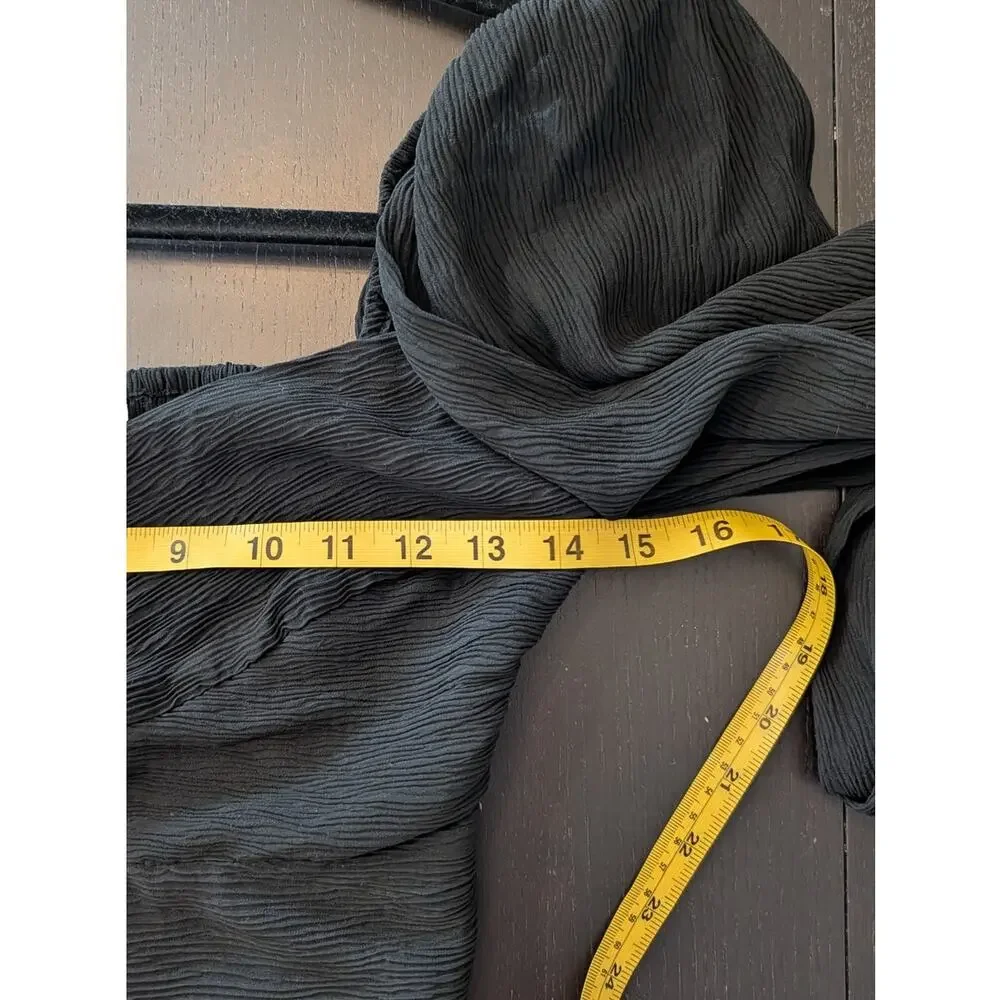 Astr black textured